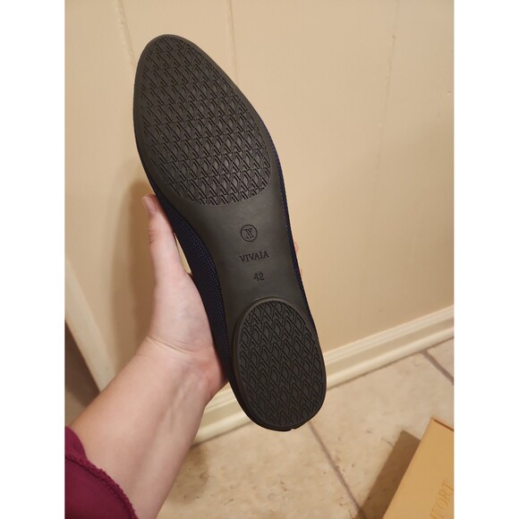 Vivaia "Tamia 2.0" Roundtoe Flats in Navy Blue Size 42 US 10.5 - Picture 9 of 11